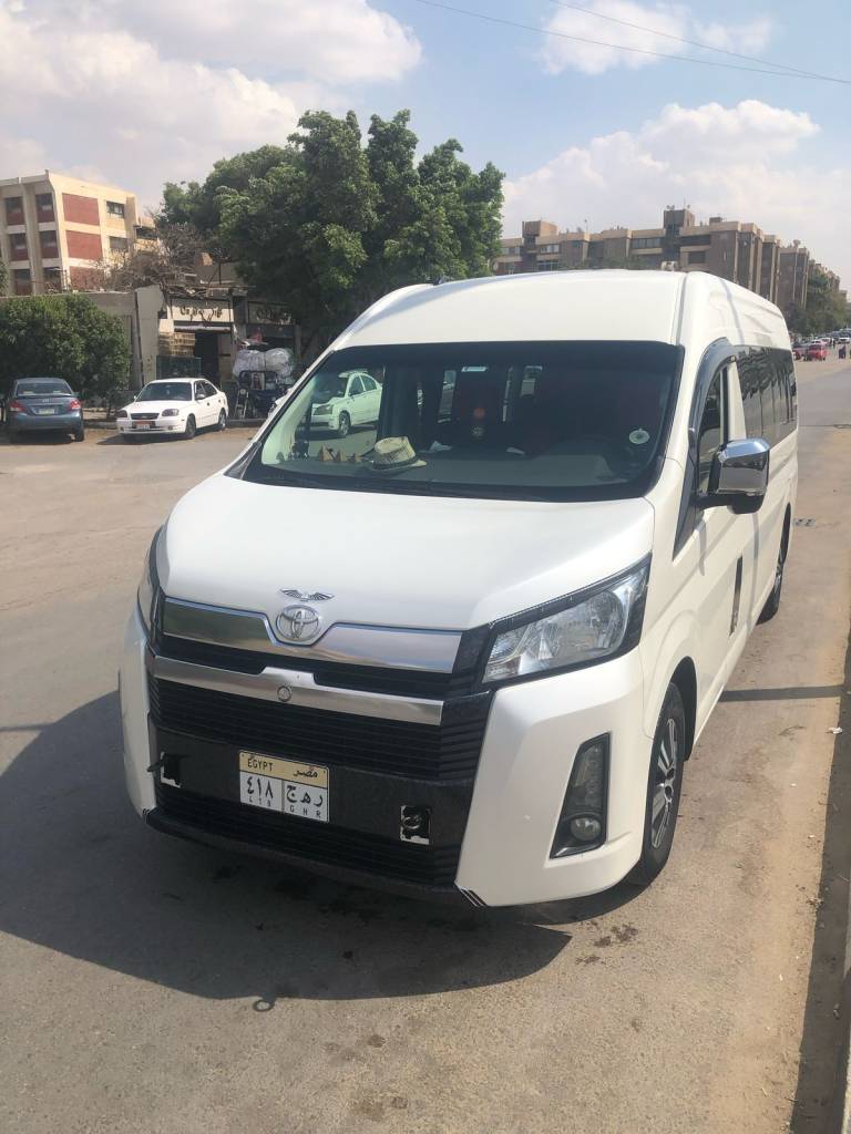 ليموزين المطار 
